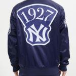 CHAMARRA YORK YANKEES MURDERERS ROW BIG LOGO SATIN JACKET MIDNIGHT NAVY en STOCK