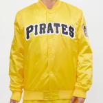 CHAMARRA SBURGH PIRATES WORDMARK SATIN JACKET YELLOW en STOCK