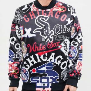 CHAMARRA AGO WHITE SOX AOP SATIN JACKET BLACK en STOCK