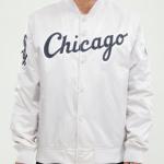 CHAMARRA AGO WHITE SOX WORDMARK SATIN JACKET BLACK en STOCK