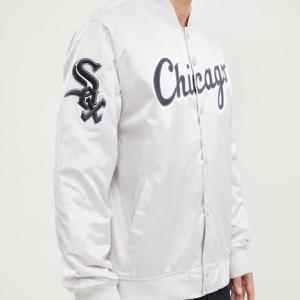 CHAMARRA AGO WHITE SOX WORDMARK SATIN JACKET SILVER en STOCK