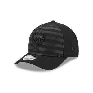 GORRA NEW ERA CAP MILWAUKEE BUCKS NBA FLAG 9FORTY M-CROWN AF SNAPBACK NEGRA en STOCK