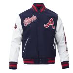 CHAMARRA ATLANTA BRAVES SCRIPT TAIL MENS RIB WOOL VARSITY MIDNIGHT NAVY RED MIDNIGHT NAVY en STOCK