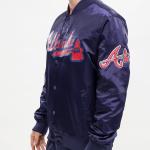 CHAMARRA NTA BRAVES WORDMARK SATIN JACKET MIDNIGHT NAVY en STOCK