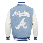 CHAMARRA ATLANTA BRAVES VARSITY BLUES MENS DENIM VARSITY JACKET DENIM LINEN en STOCK