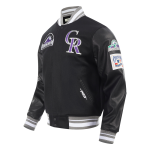 CHAMARRA ORADO ROCKIES RETRO CLASSICS RIB VARSITY JACKET BLACK GRAY en STOCK