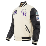 CHAMARRA ORADO ROCKIES RETRO CLASSICS RIB VARSITY JACKET EGGSHELL BLACK en STOCK