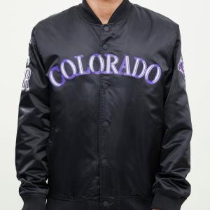 CHAMARRA RADO ROCKIES WORDMARK SATIN JACKET BLACK en STOCK