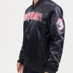 CHAMARRA INNATI REDS WORDMARK SATIN JACKET BLACK en STOCK