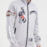 CHAMARRA AGO WHITE SOX HOME TOWN DK TRACK JACKET GRAY en STOCK