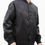 CHAMARRA TON ASTROS TRIPLE BLACK SATIN JACKET TRIPLE BLACK en STOCK