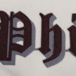 CHAMARRA ADELPHIA PHILLIES RETRO OLD ENGLISH RIB WOOL VARSITY JAC EGGSHELL WINE en STOCK